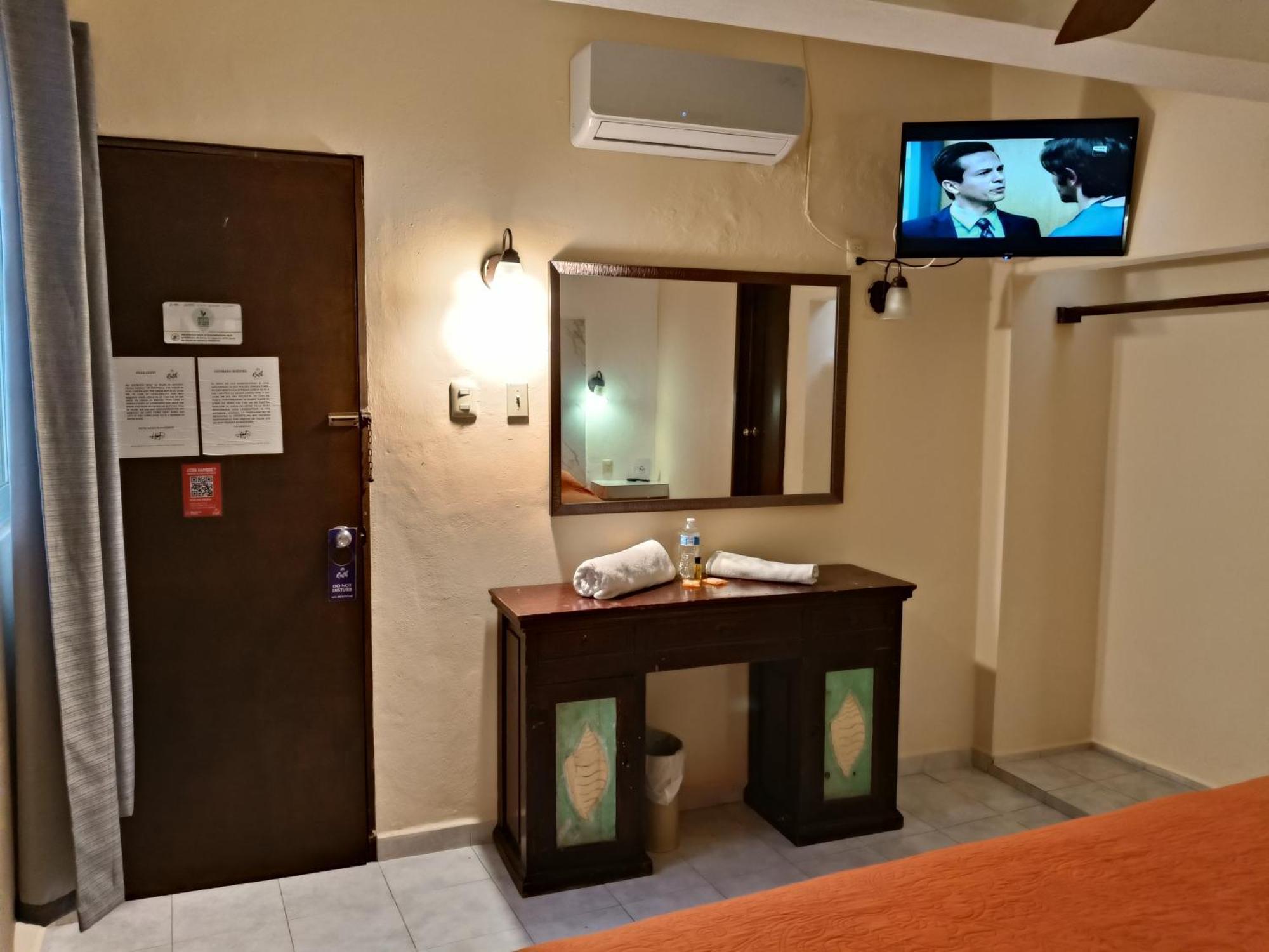 Hotel Rath Campeche Esterno foto