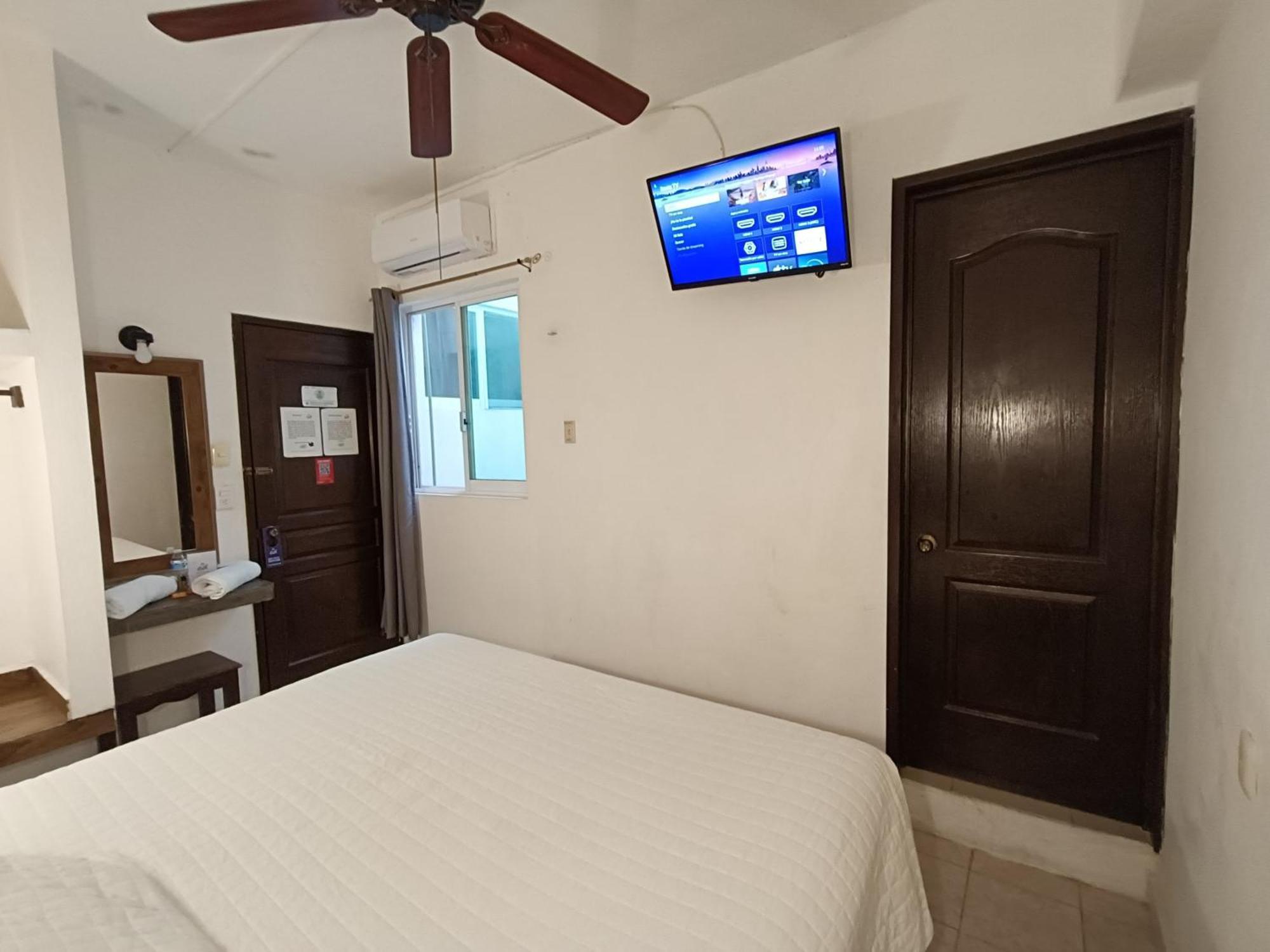 Hotel Rath Campeche Esterno foto